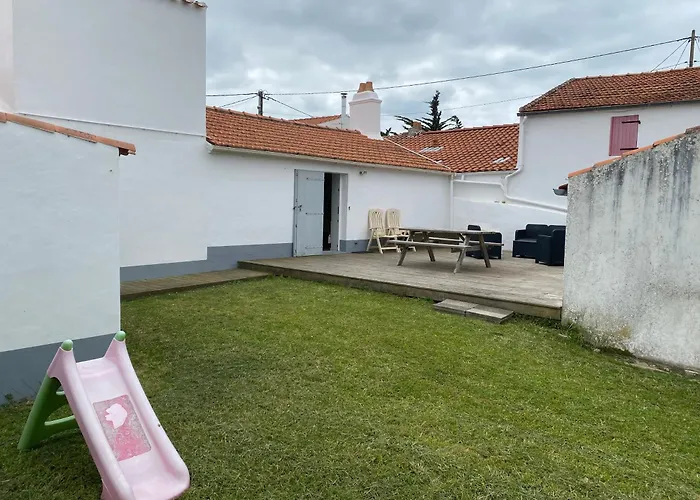 Maison Chez Meme 펜션 *